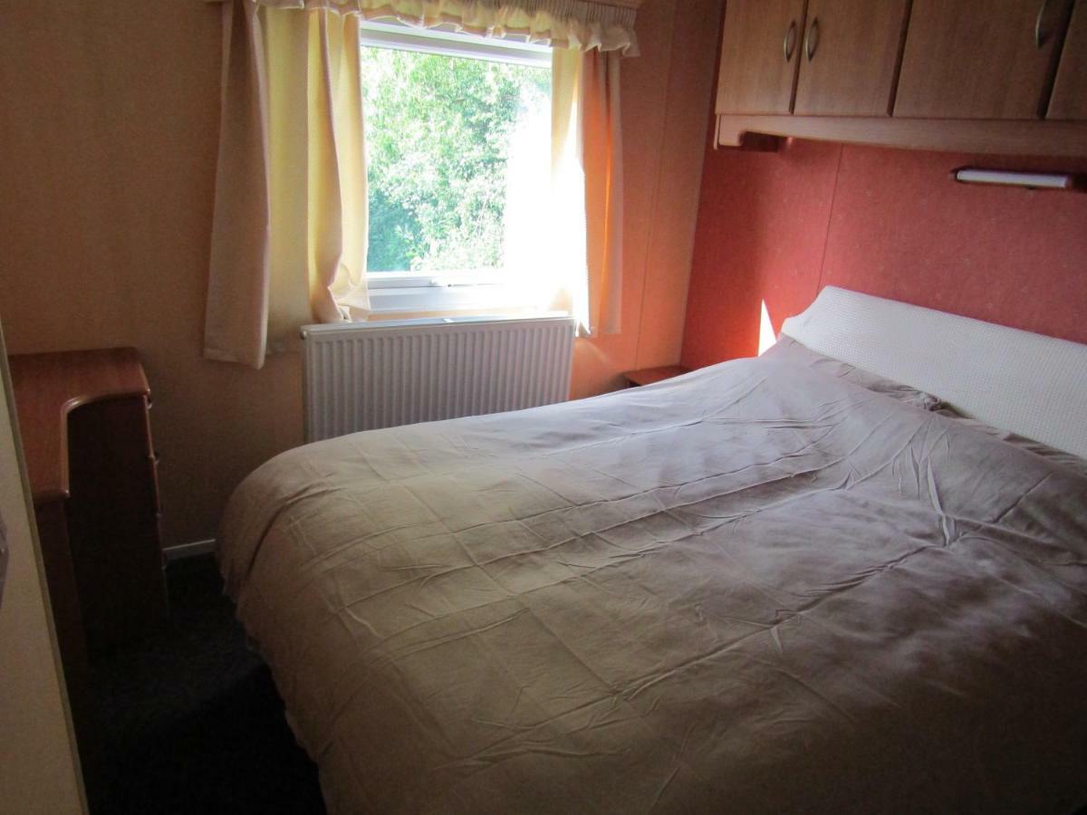 Fenlake Holiday Accommodation Metheringham 외부 사진